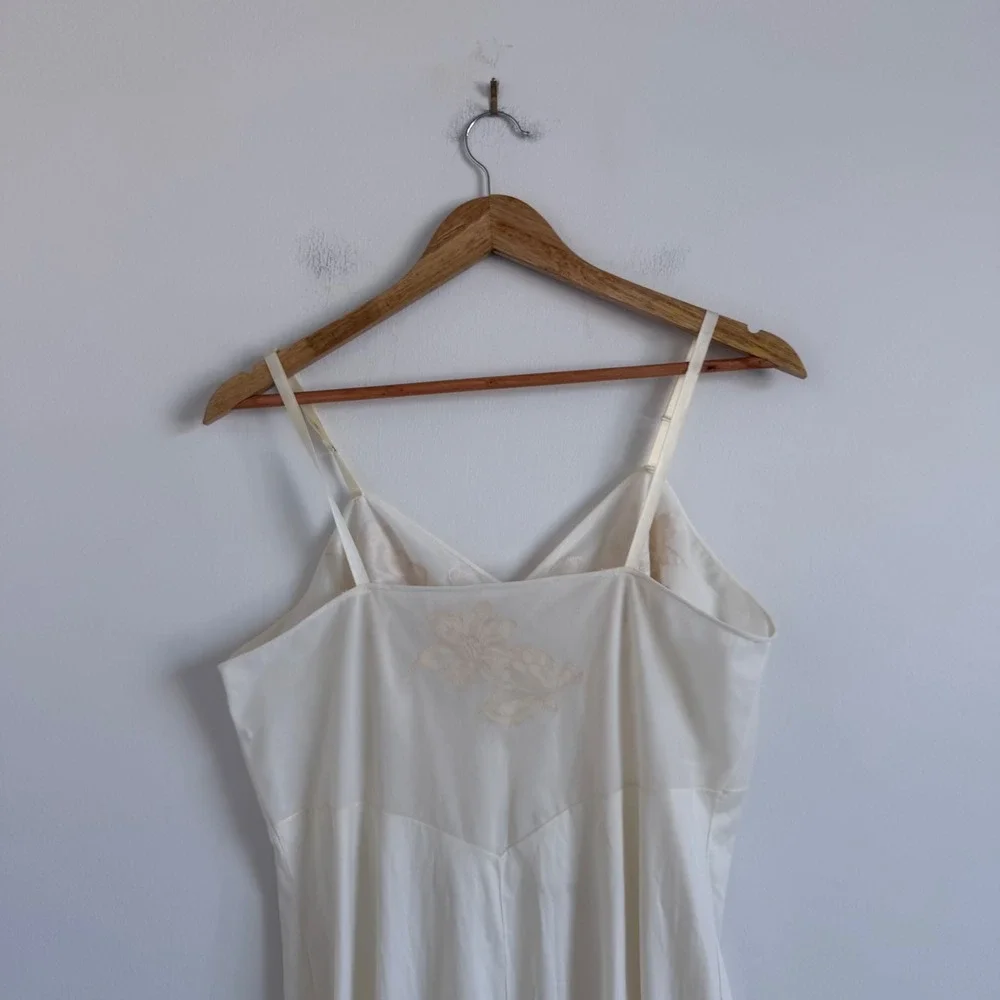 Vintage Vanity Fair Lace Plunge Slip Dress